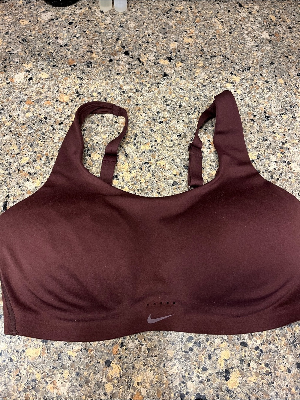 Nike Women's Alate full coverage Sports Bra w/ Adjustable Straps - Brown S (C-E)